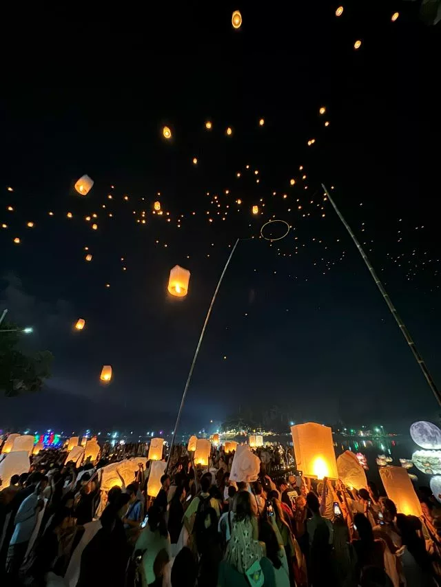Chiang Mai Lantern Festival Theme Cloud Connetions