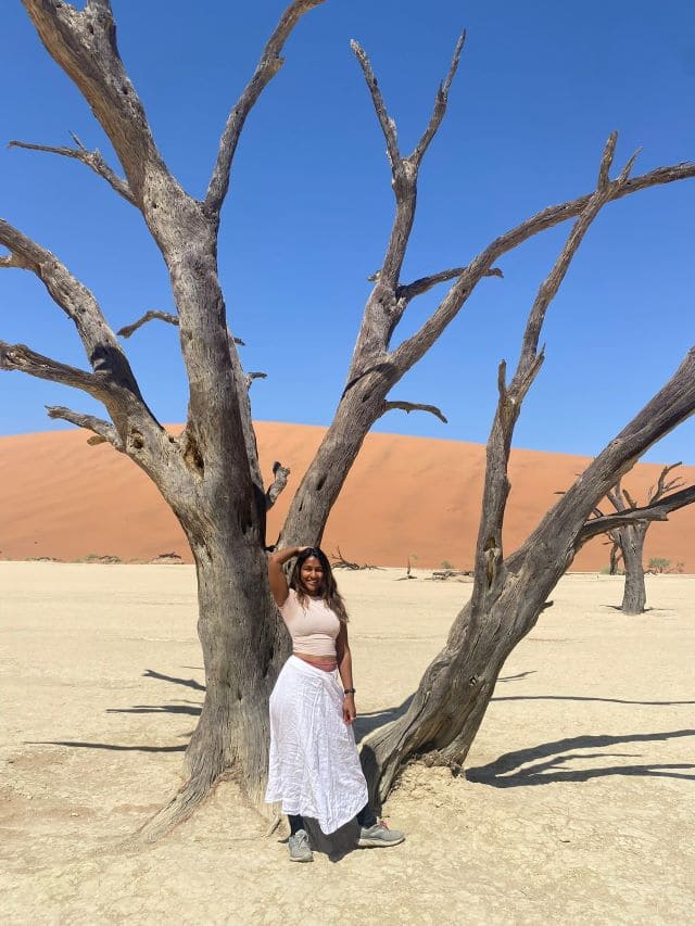 Hannging on Namibian sand dunes in Sousselvei 