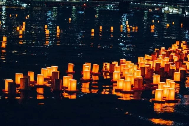 loy krathong river boat festival chiang mai thailand